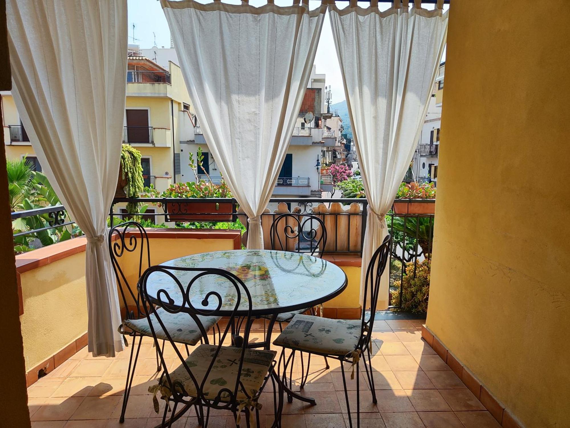Case Borgo Vacanze Letojanni Kültér fotó